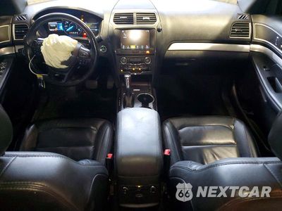 Zdjęcie 8 z 13 samochodu: 2017 FORD EXPLORER XLT VIN:1FM5K8D80HGB26016 - miniatura