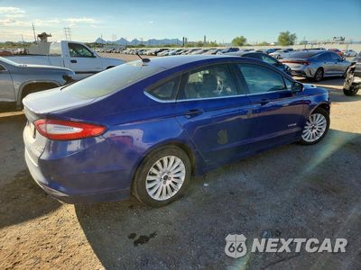 Trzecie zdjęcie samochodu z tyłu: 2016 FORD FUSION SE HYBRID VIN:3FA6P0LU1GR404946 - miniatura