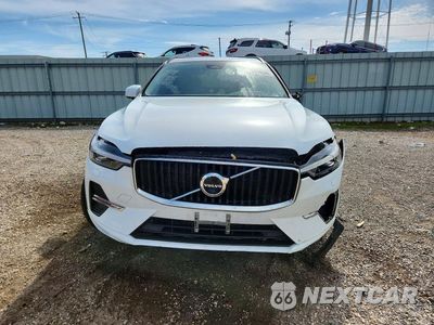 Piąte zdjęcie samochodu w środku: 2022 VOLVO XC60 B5 MOMENTUM VIN:YV4L12RK7N1972736 - miniatura