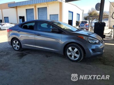 Czwarte zdjęcie samochodu z boku: 2011 HYUNDAI ELANTRA GLS VIN:5NPDH4AE1BH059463 - miniatura