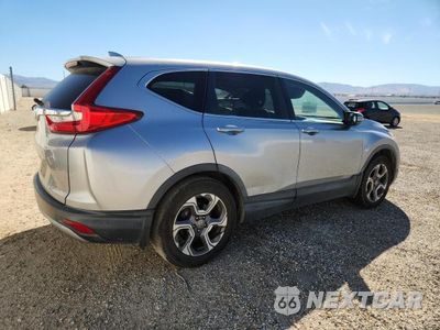 Trzecie zdjęcie samochodu z tyłu: 2018 HONDA CR-V EX VIN:7FARW1H59JE017978 - miniatura