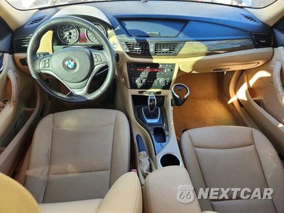 Zdjęcie 8 z 13 samochodu: 2013 BMW X1 XDRIVE28I VIN:WBAVL1C5XDVR90834 - miniatura