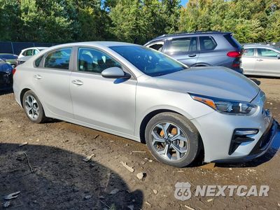 Czwarte zdjęcie samochodu z boku: 2021 KIA FORTE LXS VIN:3KPF24AD3ME405134 - miniatura