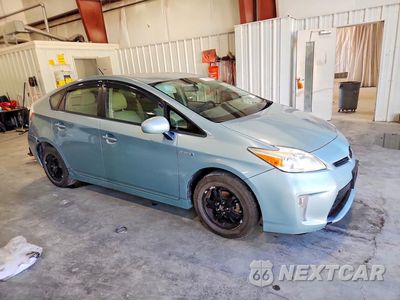 Czwarte zdjęcie samochodu z boku: 2014 TOYOTA PRIUS TWO VIN:JTDKN3DU0E1822405 - miniatura
