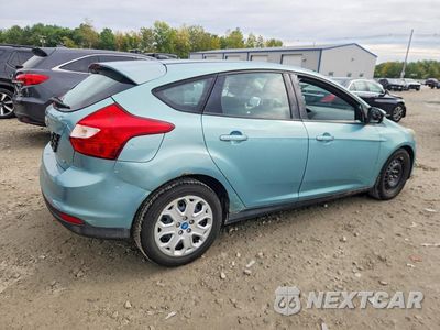 Trzecie zdjęcie samochodu z tyłu: 2012 FORD FOCUS SE VIN:1FAHP3K20CL137737 - miniatura