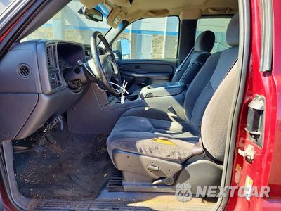 Zdjęcie 7 z 12 samochodu: 2004 GMC SIERRA C2500 HEAVY DUTY VIN:1GTHC29264E374275 - miniatura