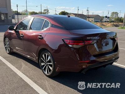 Trzecie zdjęcie samochodu z tyłu: 2025 NISSAN SENTRA SV VIN:3N1AB8CV6SY363211 - miniatura