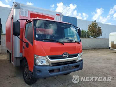 Czwarte zdjęcie samochodu z boku: 2017 HINO 195 BOX TRUCK VIN:JHHSDM2H5HK005568 - miniatura