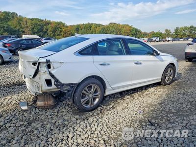 Trzecie zdjęcie samochodu z tyłu: 2019 HYUNDAI SONATA LIMITED VIN:5NPE34AF8KH815396 - miniatura