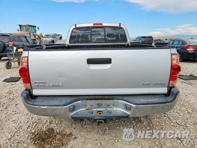 Zdjęcie 6 z 12 samochodu: 2006 TOYOTA TACOMA V6 VIN:5TEUU42N06Z302287 - miniatura