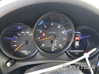Zdjęcie 9 z 13 samochodu: 2019 PORSCHE MACAN VIN:WP1AA2A54KLB07074 - miniatura