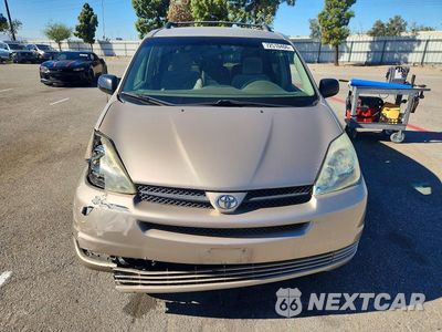 Piąte zdjęcie samochodu w środku: 2004 TOYOTA SIENNA LE 8 PASSENGER VIN:5TDZA23C44S149066 - miniatura
