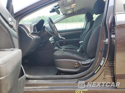 Zdjęcie 7 z 12 samochodu: 2020 HYUNDAI ELANTRA SEL VIN:5NPD84LF4LH552058 - miniatura