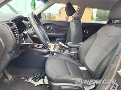 Zdjęcie 7 z 12 samochodu: 2019 KIA SOUL + VIN:KNDJP3A55K7008228 - miniatura