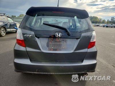 Zdjęcie 6 z 14 samochodu: 2012 HONDA FIT SPORT VIN:JHMGE8H52CC002414 - miniatura