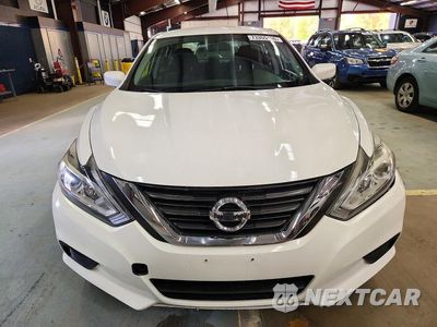 Piąte zdjęcie samochodu w środku: 2016 NISSAN ALTIMA 2.5 S VIN:1N4AL3AP1GN364648 - miniatura