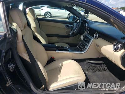 Zdjęcie 10 z 13 samochodu: 2013 MERCEDES-BENZ SLK 350 VIN:WDDPK5HA4DF051111 - miniatura