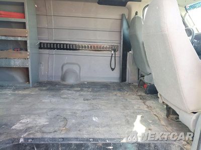Zdjęcie 11 z 13 samochodu: 2006 FORD ECONOLINE E150 VAN VIN:1FTRE14W66DB44148 - miniatura