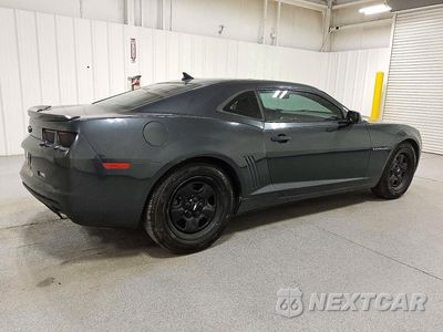 Trzecie zdjęcie samochodu z tyłu: 2013 CHEVROLET CAMARO LS VIN:2G1FE1E38D9155923 - miniatura