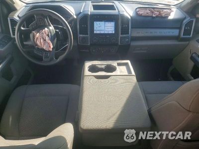Zdjęcie 8 z 13 samochodu: 2019 FORD F450 SUPER DUTY VIN:1FT8W4DT8KEG35793 - miniatura