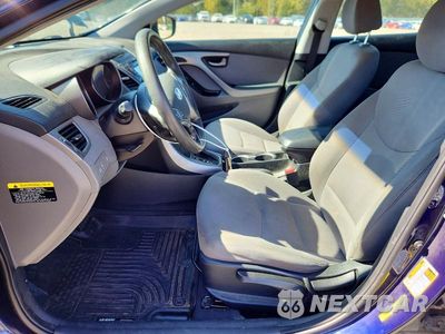Zdjęcie 7 z 12 samochodu: 2014 HYUNDAI ELANTRA SE VIN:5NPDH4AE5EH510611 - miniatura