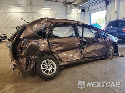 Trzecie zdjęcie samochodu z tyłu: 2016 TOYOTA PRIUS V TWO VIN:JTDZN3EU6GJ053814 - miniatura