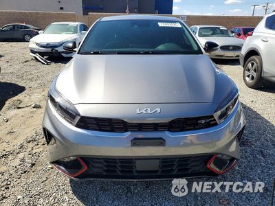 Piąte zdjęcie samochodu w środku: 2023 KIA FORTE GT VIN:3KPF44AC4PE637571 - miniatura