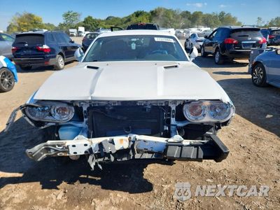 Piąte zdjęcie samochodu w środku: 2011 DODGE CHALLENGER R/T VIN:2B3CJ5DT3BH596412 - miniatura