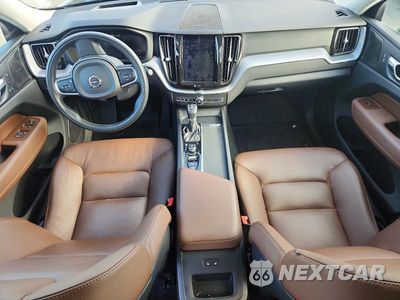 Zdjęcie 8 z 13 samochodu: 2020 VOLVO XC60 T5 MOMENTUM VIN:YV4102RK9L1418055 - miniatura