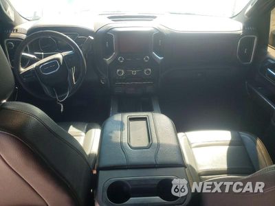 Zdjęcie 8 z 12 samochodu: 2021 GMC SIERRA K2500 DENALI VIN:1GT49REY2MF167943 - miniatura