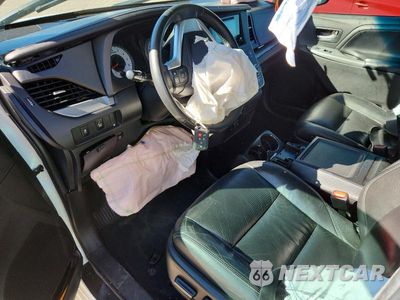 Zdjęcie 8 z 12 samochodu: 2016 TOYOTA SIENNA SE VIN:5TDXK3DC5GS716432 - miniatura