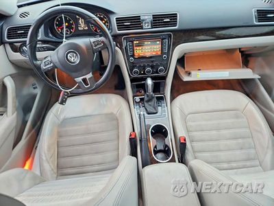 Zdjęcie 8 z 12 samochodu: 2015 VOLKSWAGEN PASSAT SEL VIN:1VWCM7A30FC033183 - miniatura