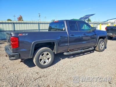 Trzecie zdjęcie samochodu z tyłu: 2016 CHEVROLET SILVERADO K1500 LT VIN:1GCVKREC1GZ182126 - miniatura