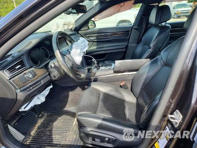 Zdjęcie 7 z 12 samochodu: 2014 BMW 750 LXI VIN:WBAYF8C50ED142577 - miniatura