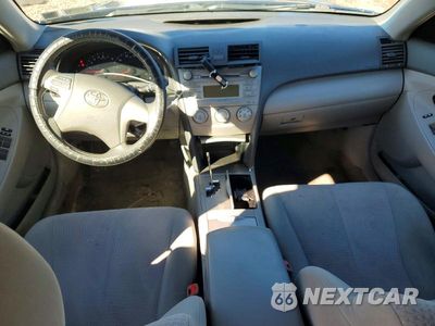 Zdjęcie 8 z 12 samochodu: 2010 TOYOTA CAMRY LE VIN:4T1BF3EK8AU518771 - miniatura