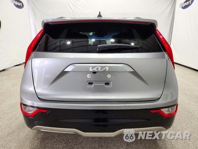 Zdjęcie 6 z 13 samochodu: 2023 KIA NIRO WIND VIN:KNDCR3L14P5028227 - miniatura