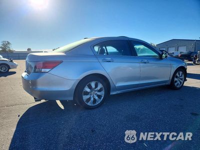 Trzecie zdjęcie samochodu z tyłu: 2010 HONDA ACCORD EXL VIN:1HGCP2F8XAA097335 - miniatura