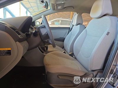 Zdjęcie 7 z 12 samochodu: 2015 HYUNDAI ACCENT GLS VIN:KMHCT4AE2FU818459 - miniatura