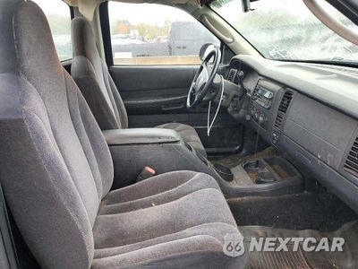 Zdjęcie 10 z 12 samochodu: 2003 DODGE DAKOTA SXT VIN:1D7GG16X63S158491 - miniatura