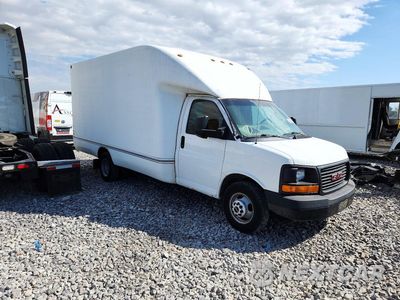 Czwarte zdjęcie samochodu z boku: 2016 GMC SAVANA DELIVERY TRUCK VIN:1GD37SCG8G1241432 - miniatura