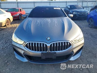 Piąte zdjęcie samochodu w środku: 2022 BMW 840XI VIN:WBAGV4C06NCJ05454 - miniatura