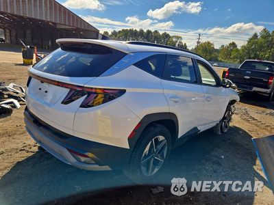 Trzecie zdjęcie samochodu z tyłu: 2025 HYUNDAI TUCSON SEL VIN:3KMJC3DE7SE013824 - miniatura