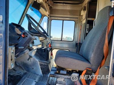 Zdjęcie 7 z 12 samochodu: 2020 FREIGHTLINER MT45G CHASSIS DELIVERY TRUCK VIN:4UZAC2EA6LCMH7891 - miniatura