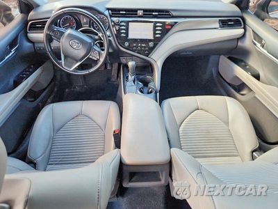 Zdjęcie 8 z 12 samochodu: 2019 TOYOTA CAMRY SE VIN:4T1B11HK7KU220003 - miniatura