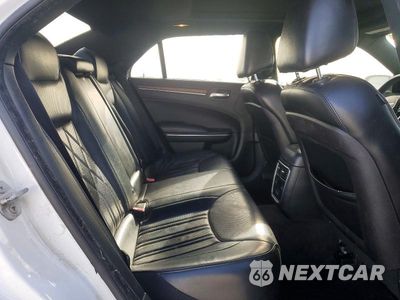 Zdjęcie 10 z 12 samochodu: 2016 CHRYSLER 300C PLATINUM VIN:2C3CCASG5GH152256 - miniatura