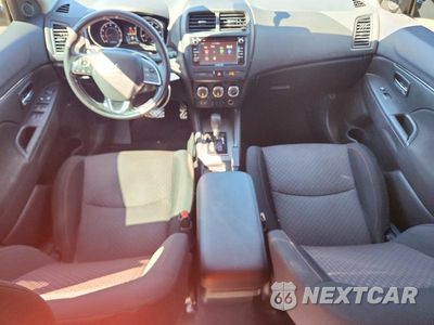 Zdjęcie 8 z 12 samochodu: 2018 MITSUBISHI OUTLANDER SPORT ES VIN:JA4AP3AU1JZ021806 - miniatura