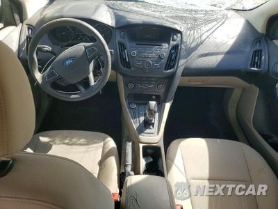 Zdjęcie 8 z 12 samochodu: 2016 FORD FOCUS SE VIN:1FADP3F26GL396957 - miniatura