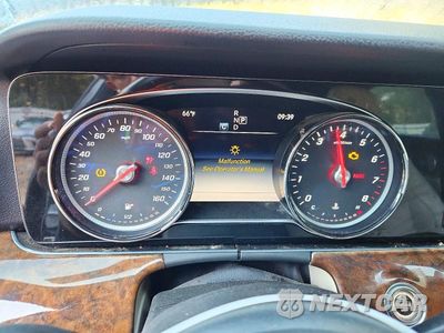 Zdjęcie 9 z 12 samochodu: 2017 MERCEDES-BENZ E 300 VIN:WDDZF4JB2HA217736 - miniatura