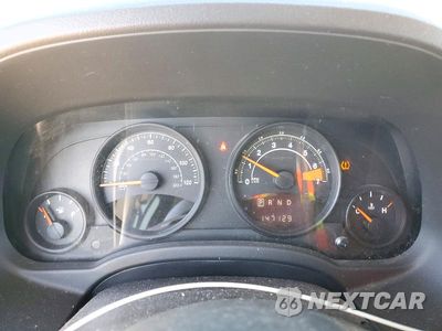 Zdjęcie 9 z 14 samochodu: 2016 JEEP PATRIOT SPORT VIN:1C4NJPBA0GD735291 - miniatura