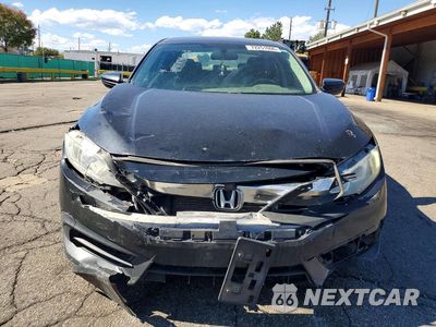 Piąte zdjęcie samochodu w środku: 2016 HONDA CIVIC LX VIN:19XFC2F57GE074310 - miniatura